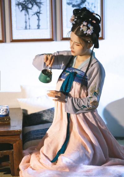 亚克奥特曼国语版免费看_免费正片国语