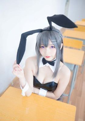 红衣女鬼 电影_BD英语天堂在线